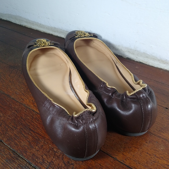 LILY PULITZER Brown Leather Flats with Gold Toned Lions Head - Picture 2 of 5